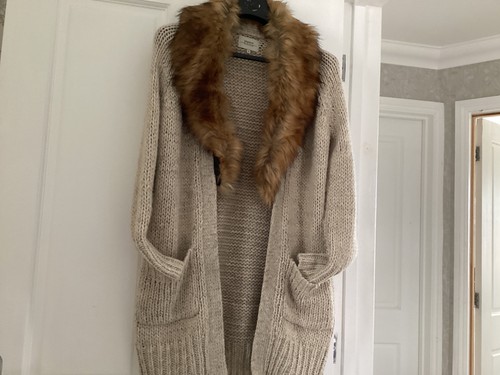 Lange strickjacke mit - lange,